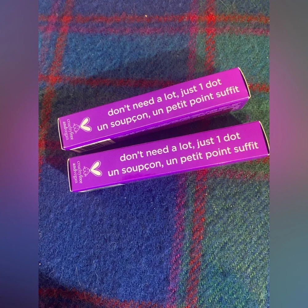 2 Tarte Creaseless Concealer 61H Espresso